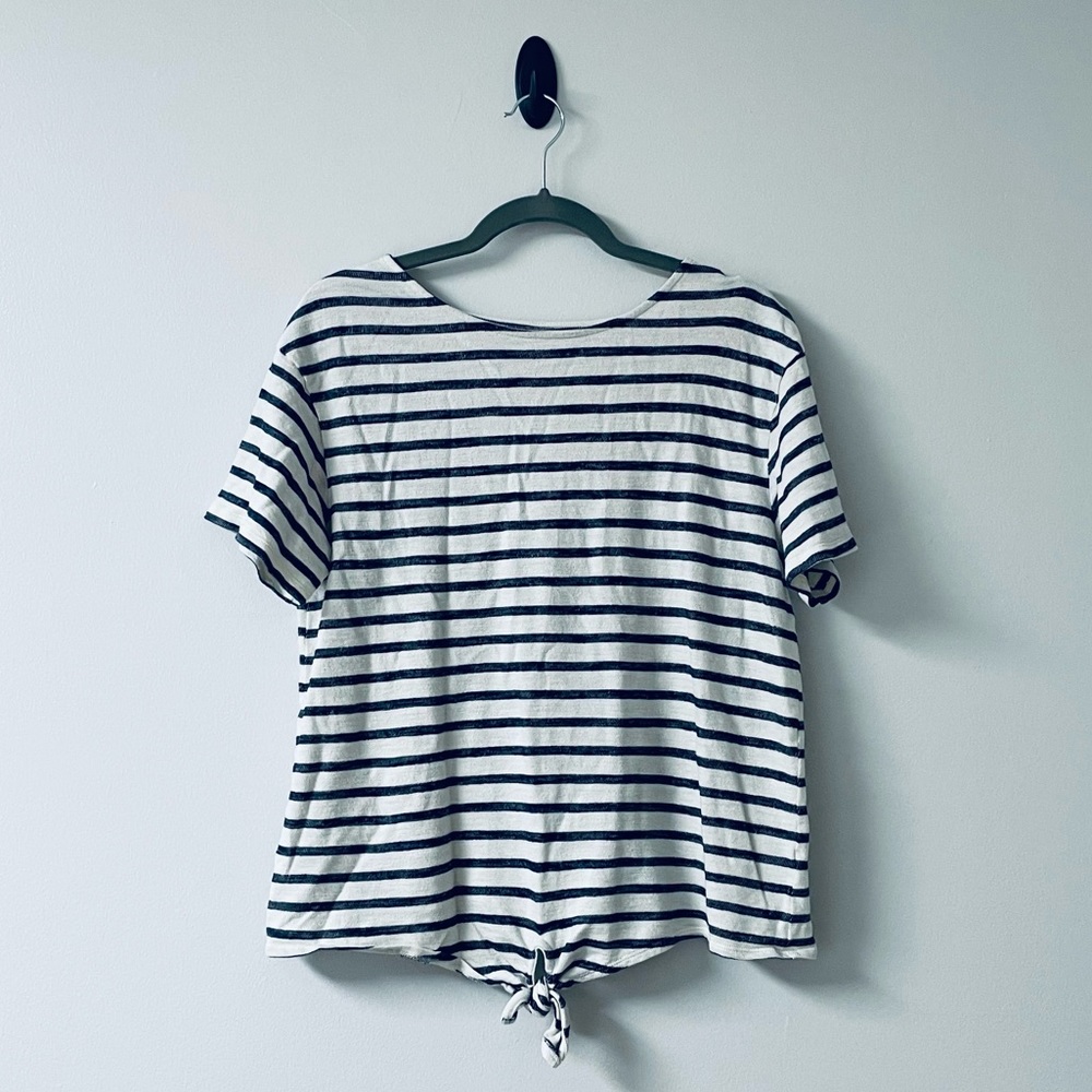 Old Navy Short Sleeved Tee